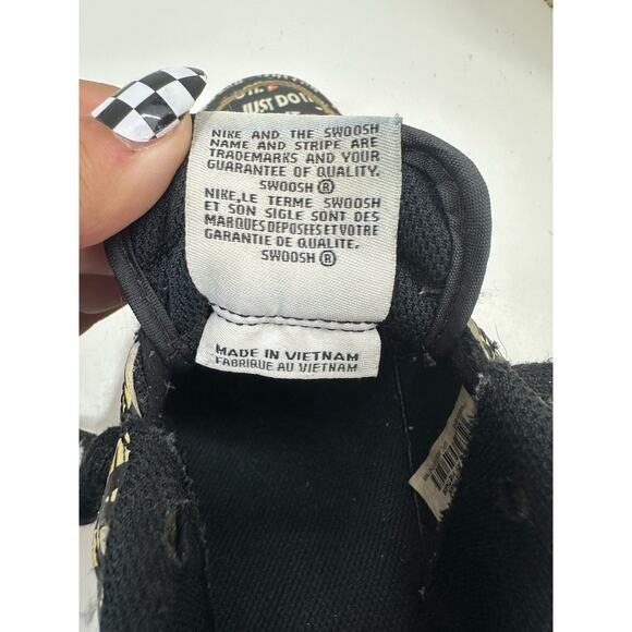 Nike Sneakers Kids Size 5.5Y Air Force 1 Low '07 LB8 Just Do It AO3977-001 - Picture 3 of 13